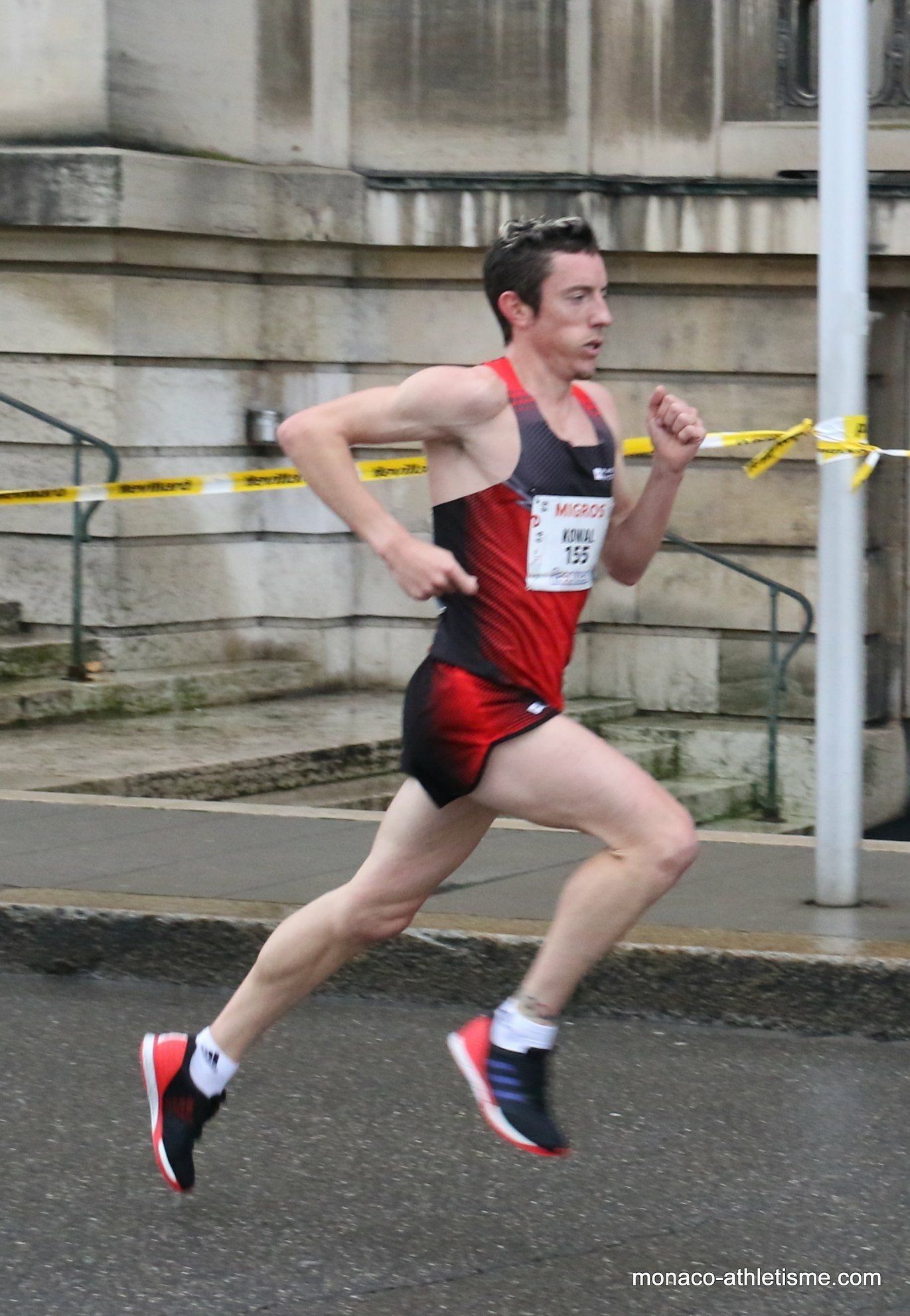 Short top athlétisme homme